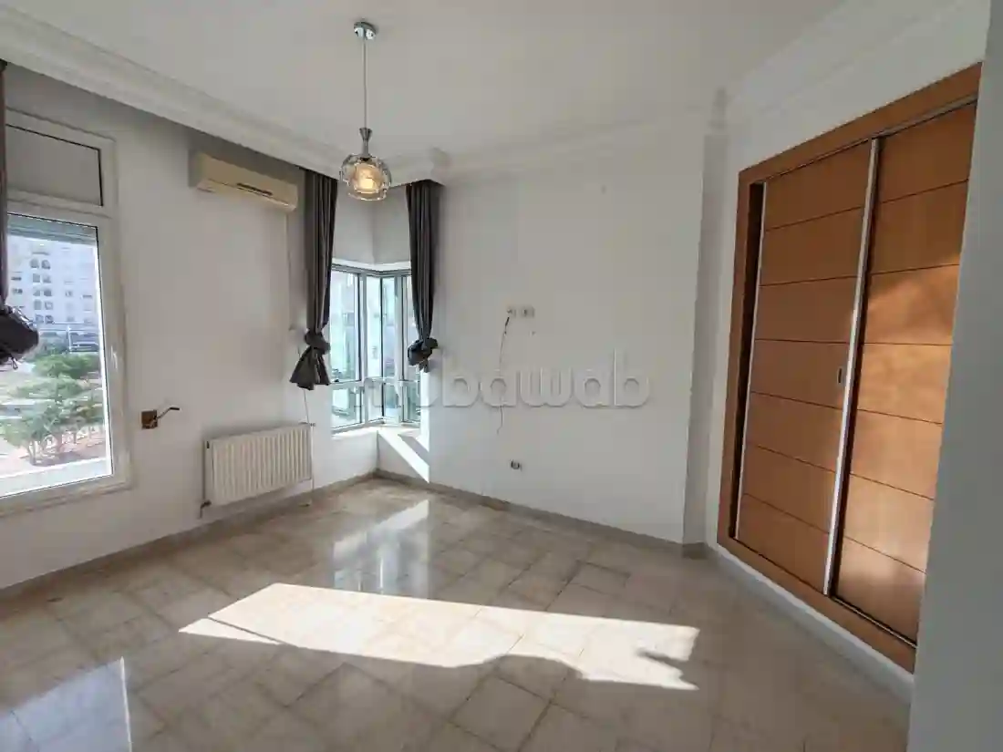 A Louer un S3 à Ain Zaghouan Nord - Vue 3