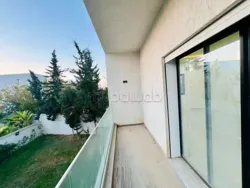 Étage de Villa Avec Entrée Indépendante