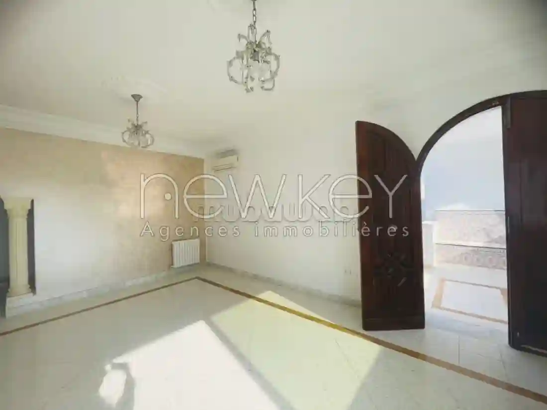 S3 au 2ᵉ Étage à Louer - Vue 1