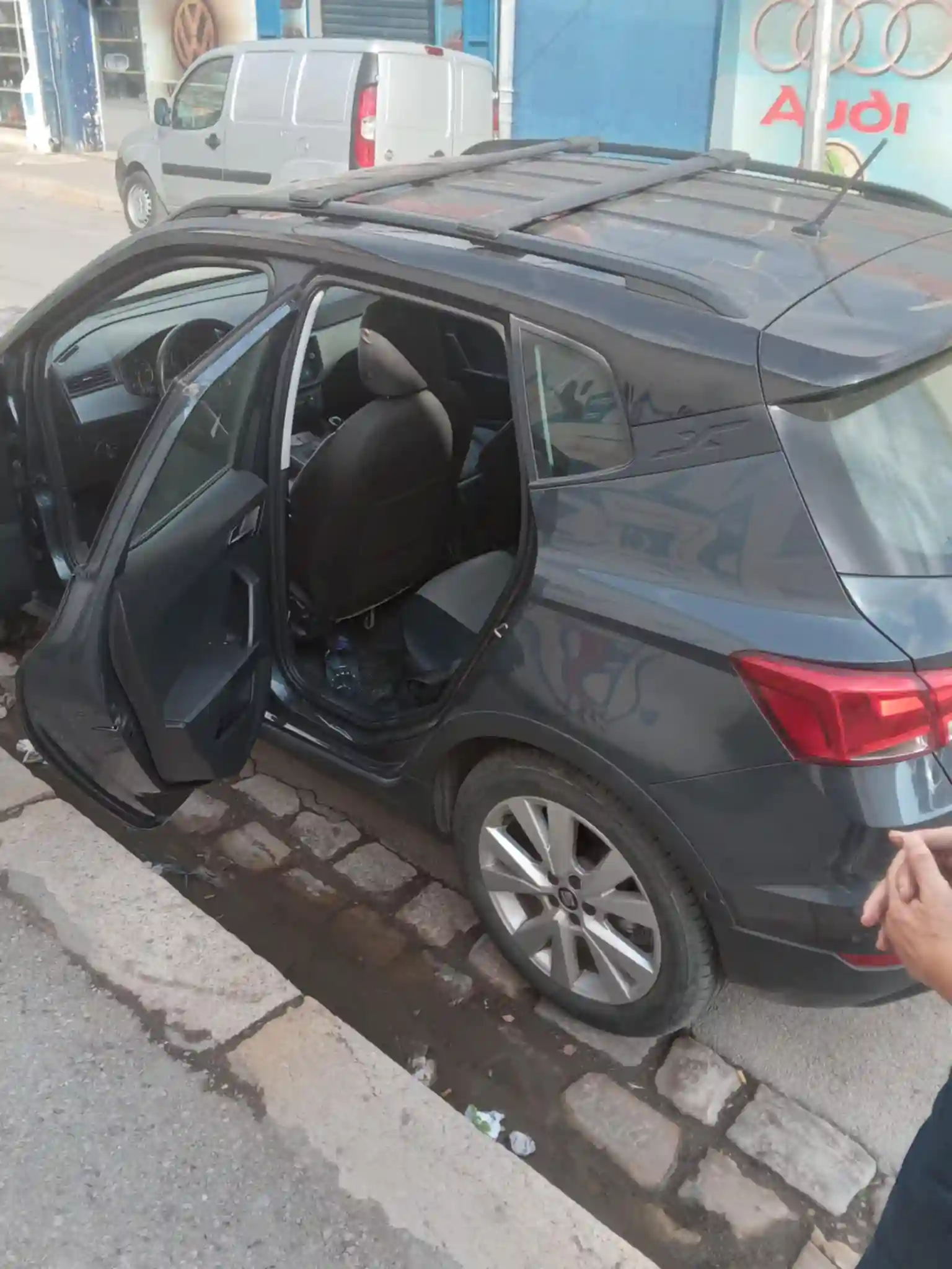 Seat Arona Style à Cite Oplympique - Vue 2