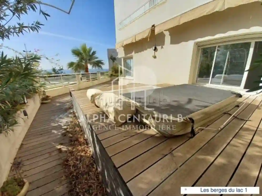 A Louer un Appartement en S2 aux Berges du Lac 1