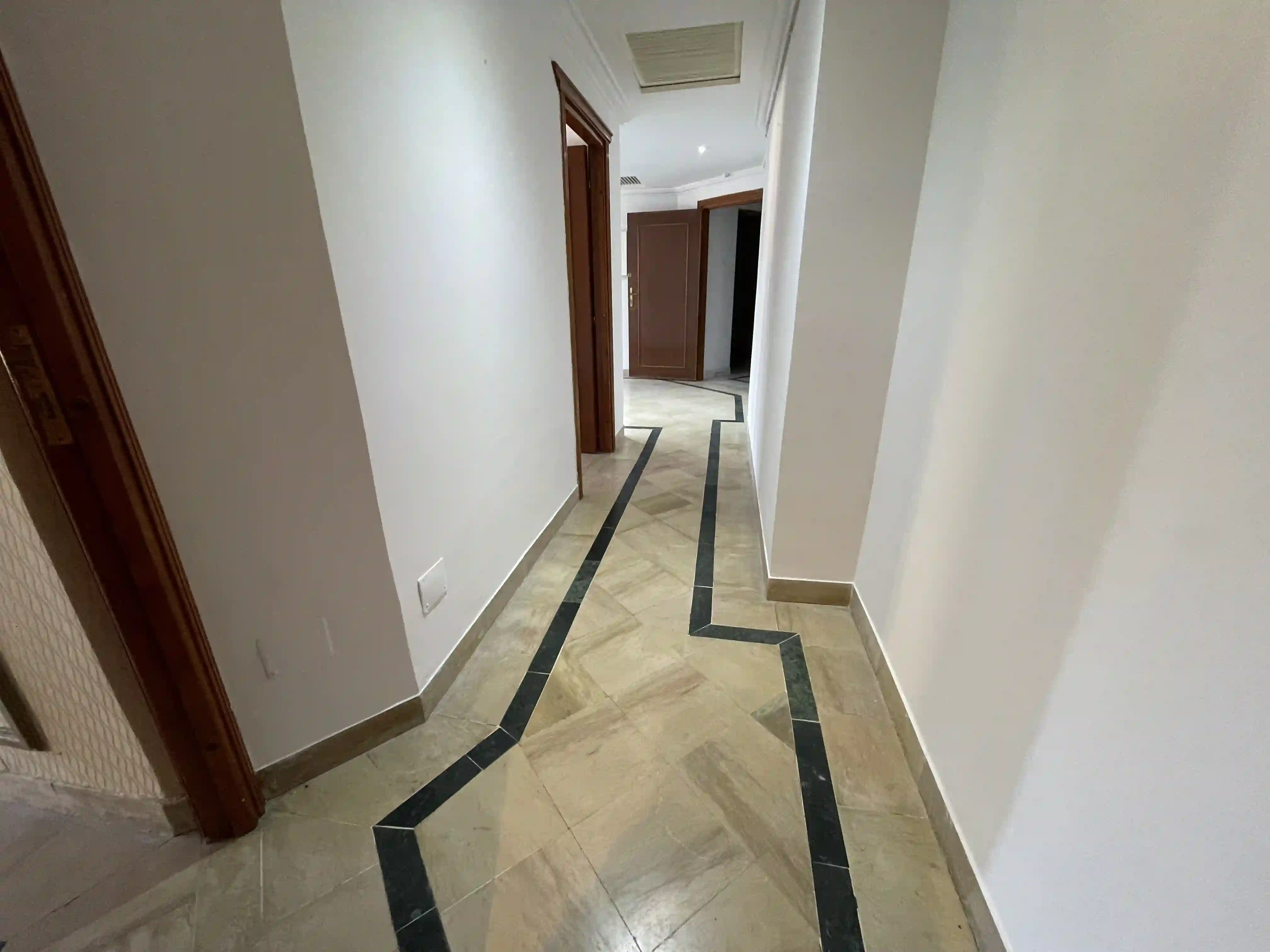 Un Bureau à Khaireddine Pacha à Kheireddine Pacha