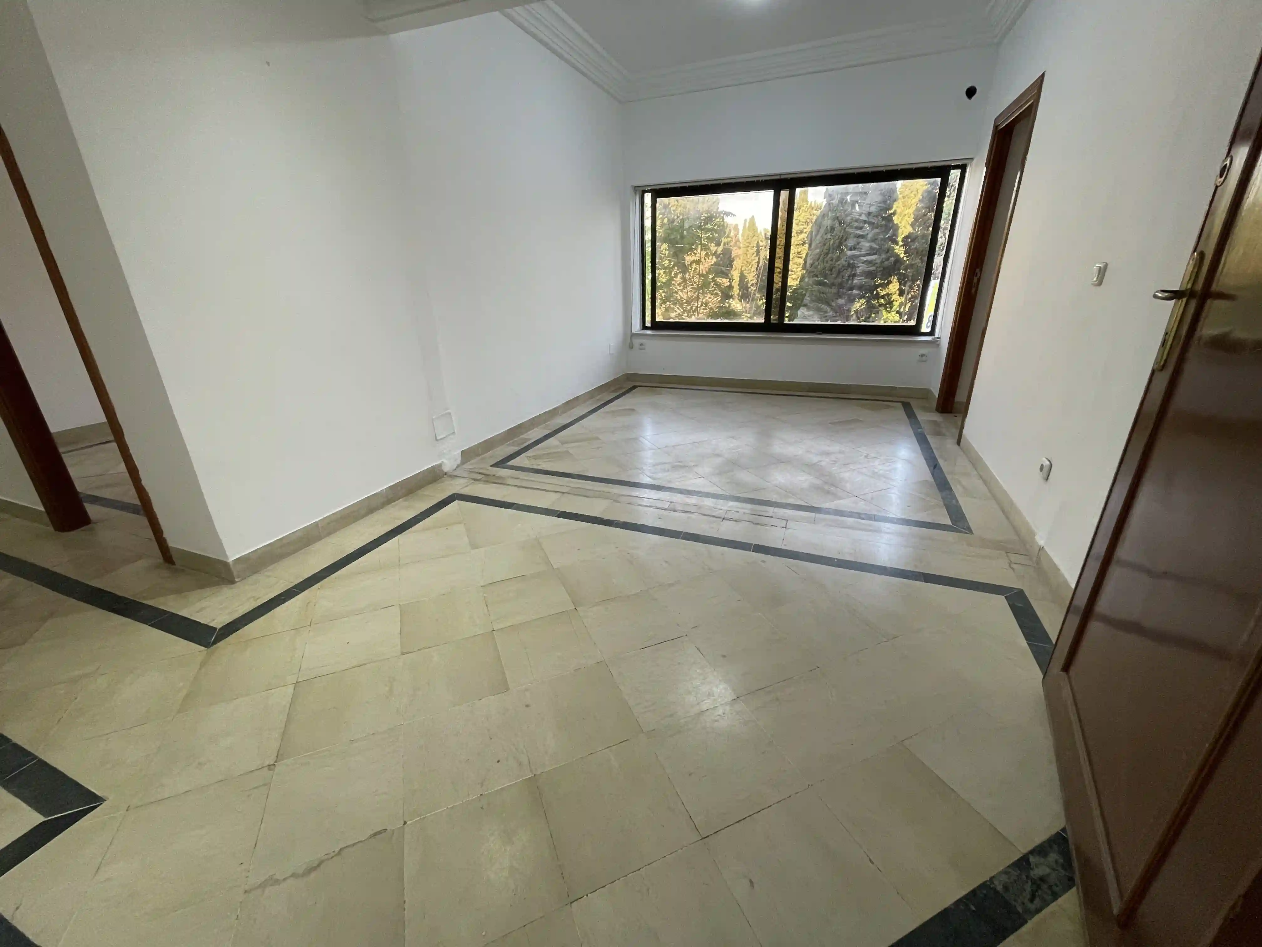 Un Bureau à Khaireddine Pacha à Kheireddine Pacha - Vue 3