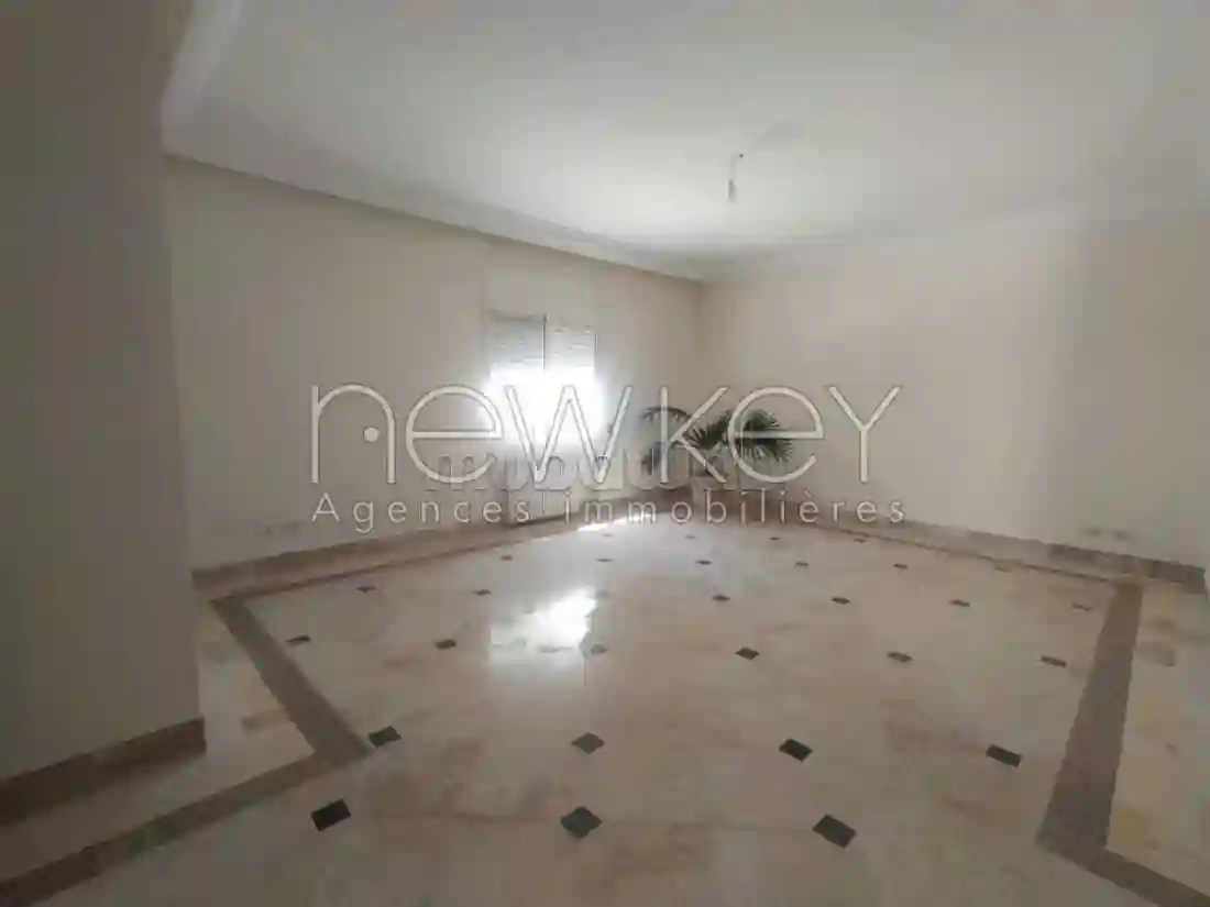 Superbe Villa S3 Avec Jardin à La Soukra - Vue 2