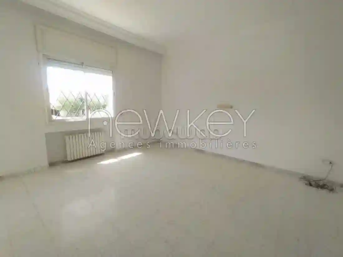 Superbe Villa S3 Avec Jardin à La Soukra - Vue 3