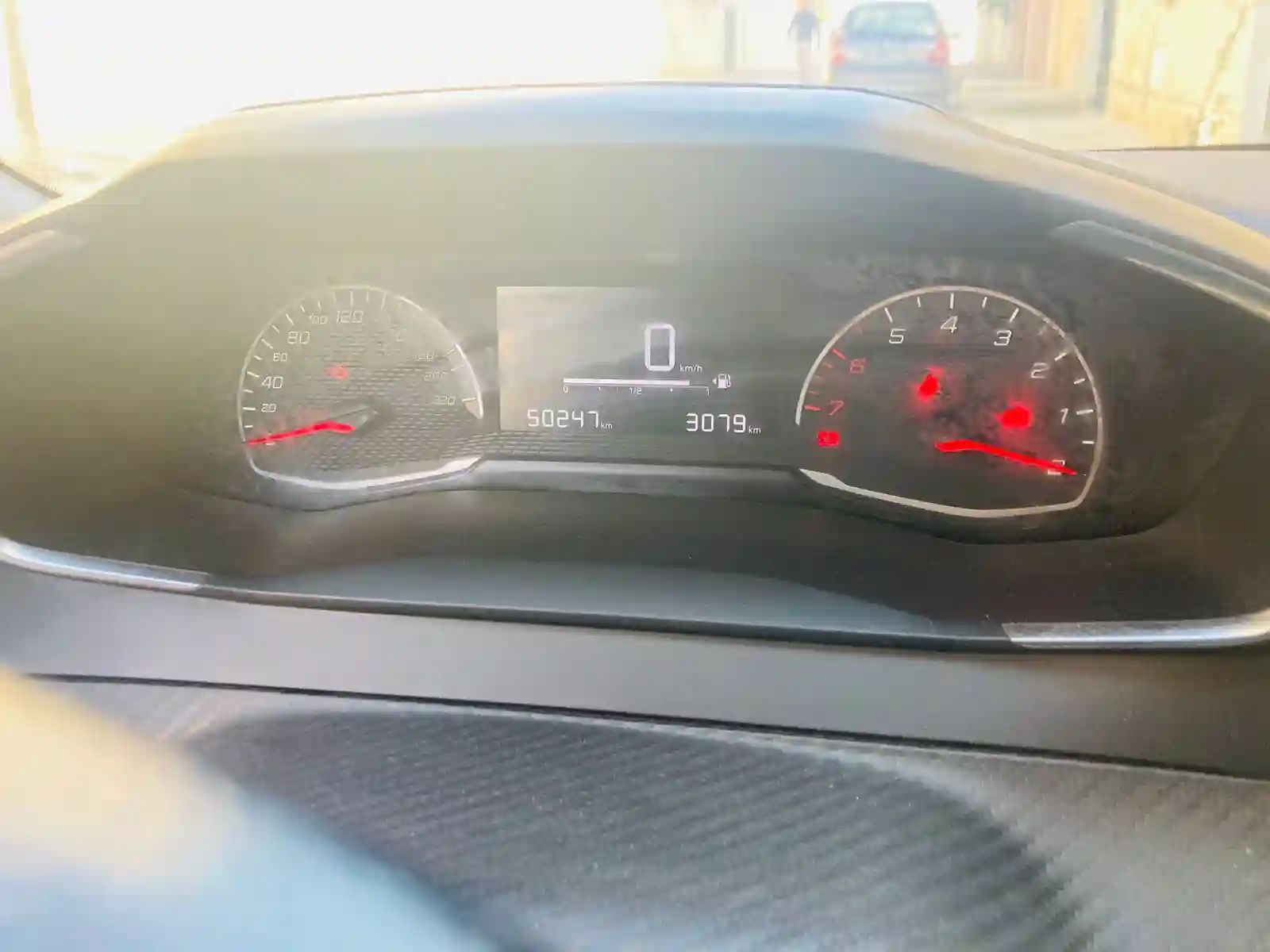 Peugeot 208 Excellent Etat à El Mourouj 2 - Vue 2