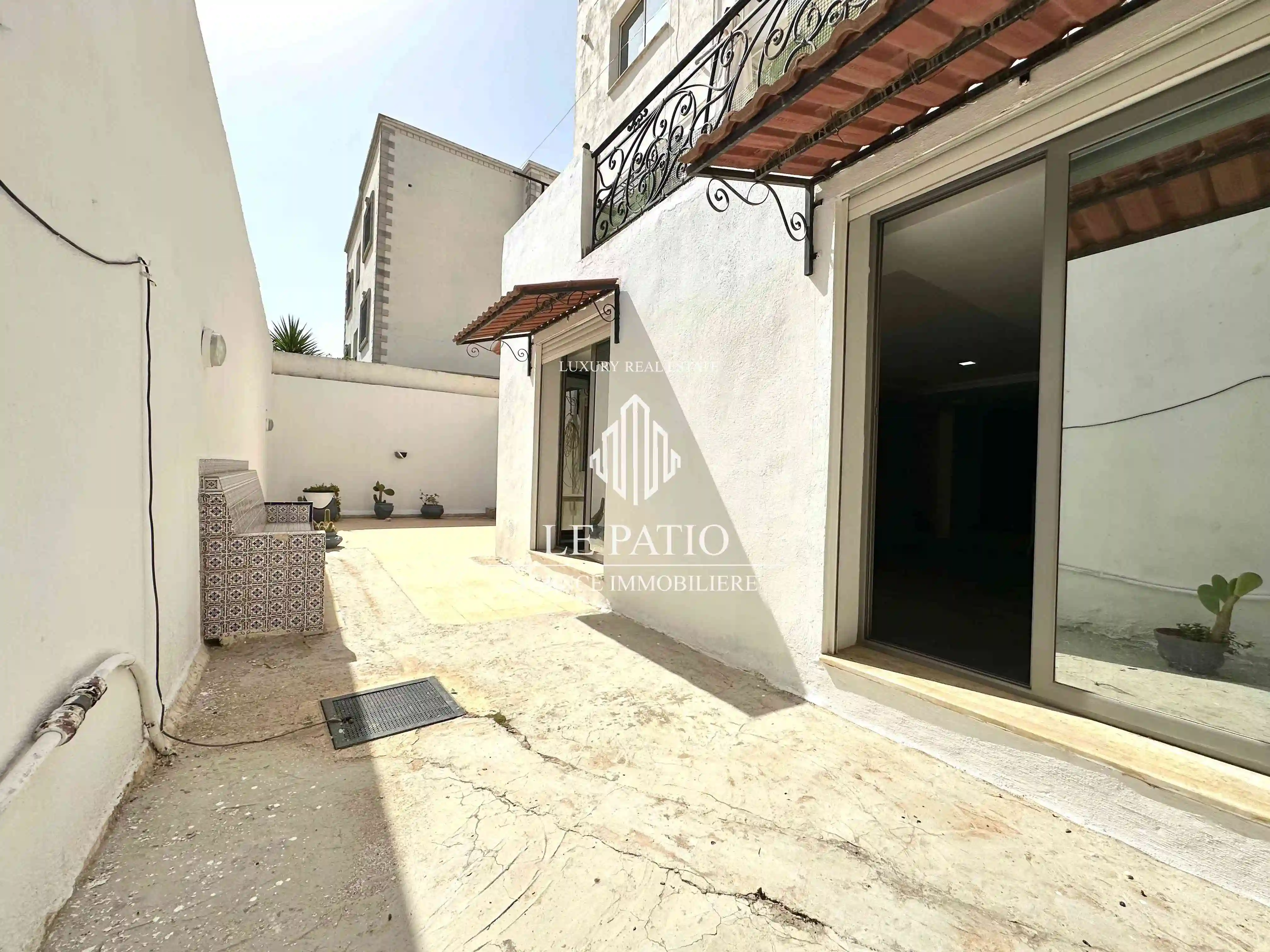 Rez de Jardin a ain Zaghouan à Ain Zaghouan - Vue 4