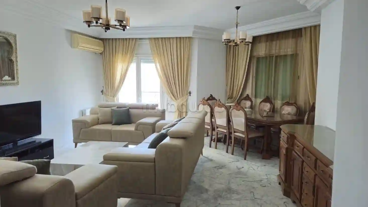 Appartement à Louer à Cité Ennasr 14 Chambres Agréables Meublé - Vue 3