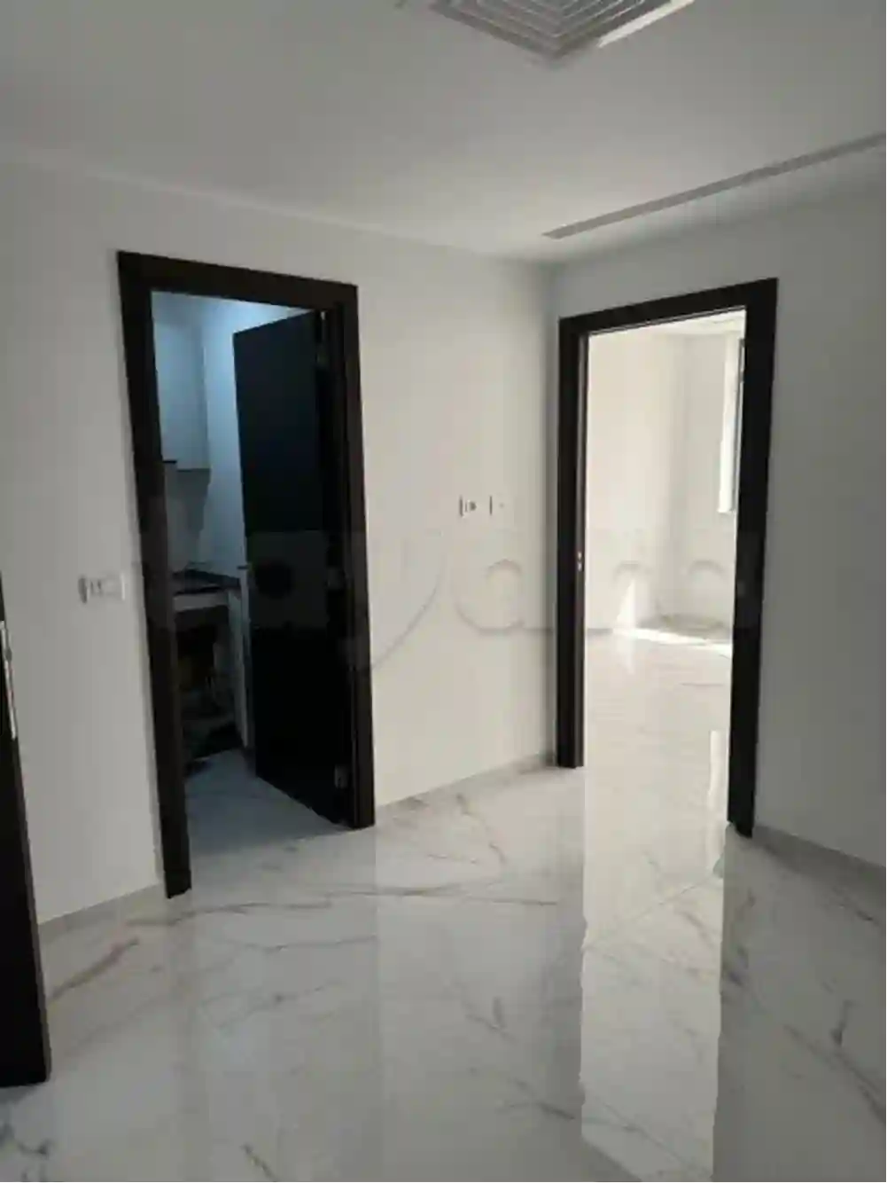 Nassr2 Locat Cabinet Médical Ref1538 à Cite Ennasr 2 - Vue 1