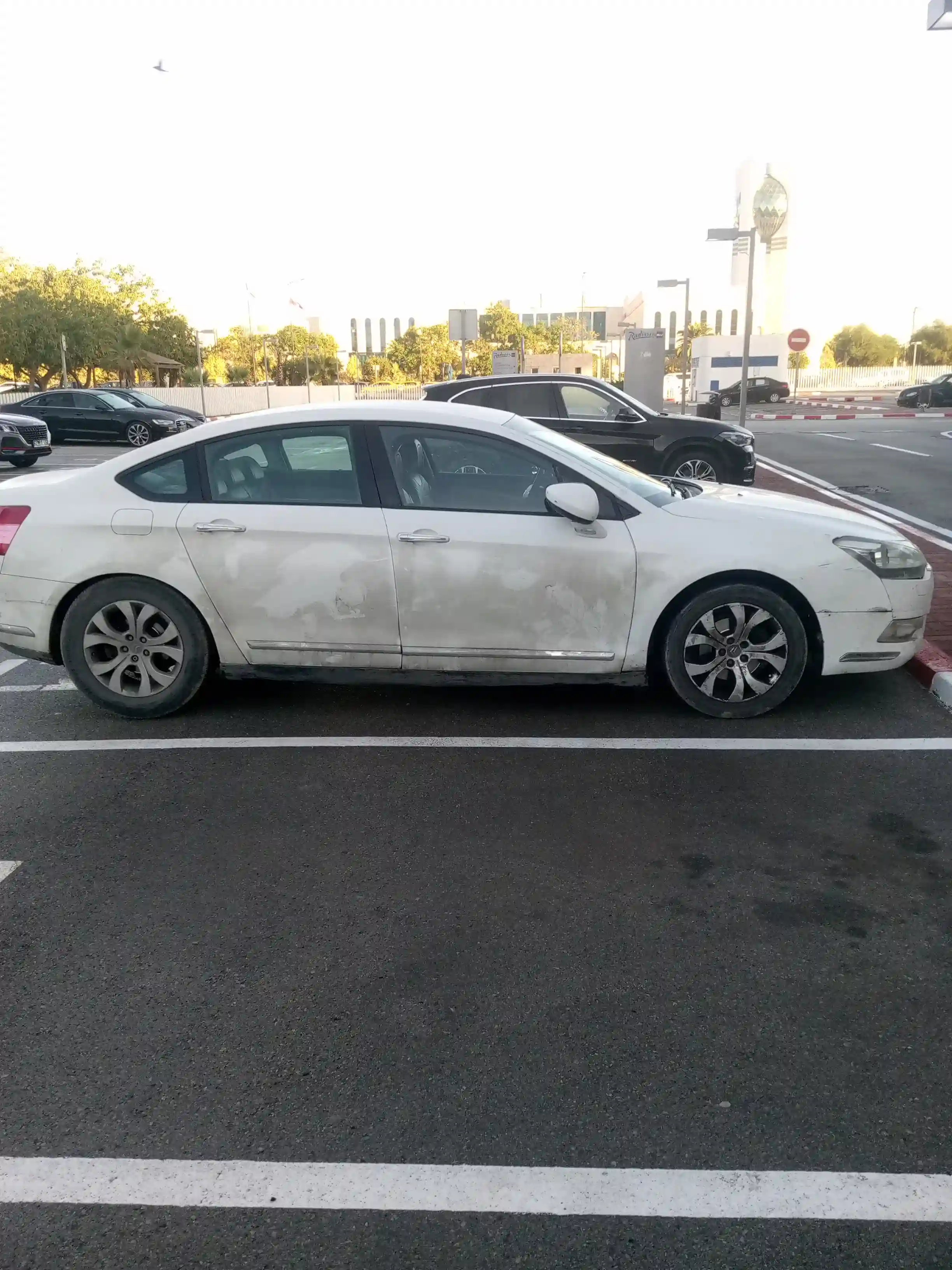 Belle Auto c5 Exclusive à Ariana - Vue 3