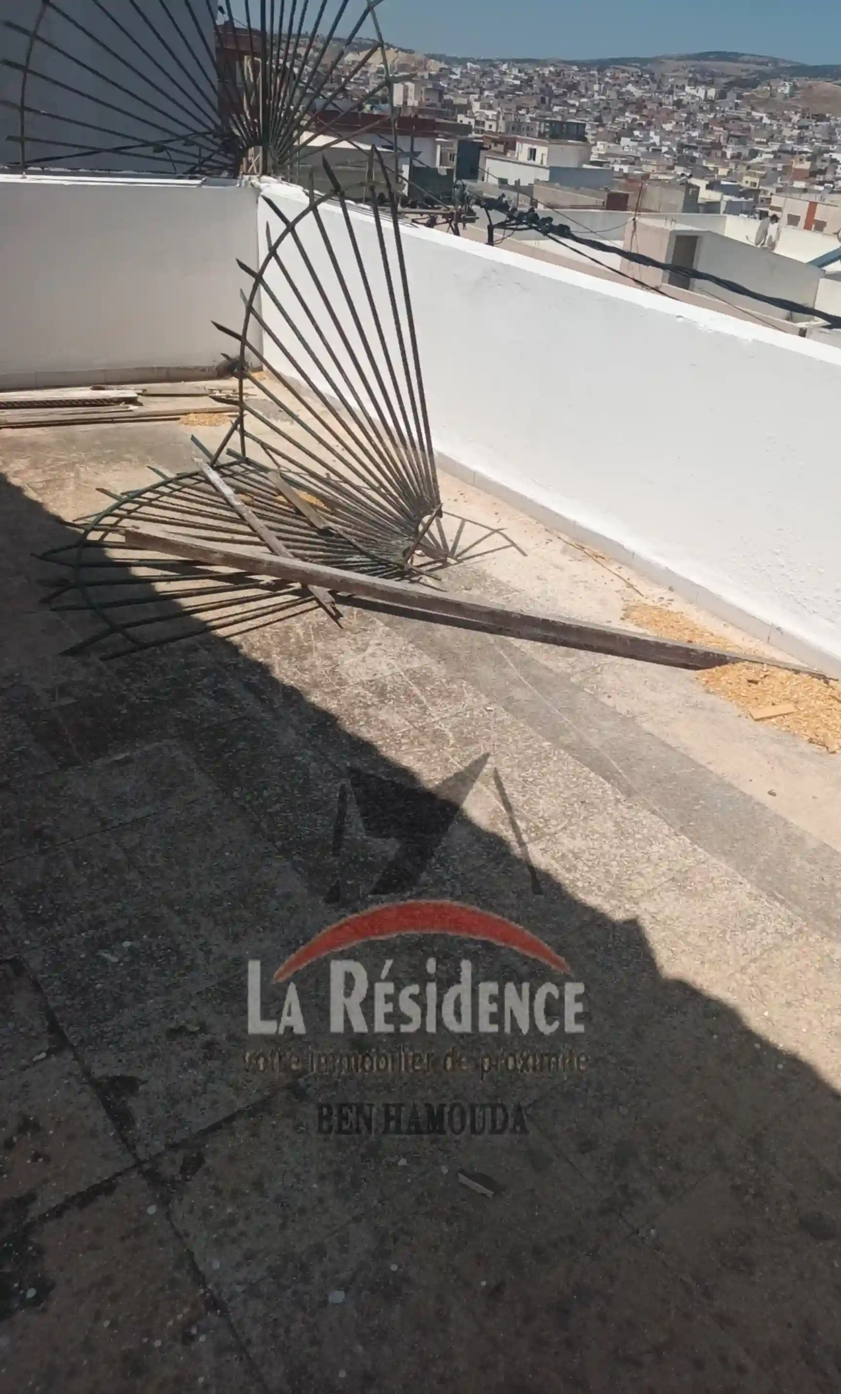 Deux Maisons sur la Route Principale à Bizerte à Bizerte - Vue 4