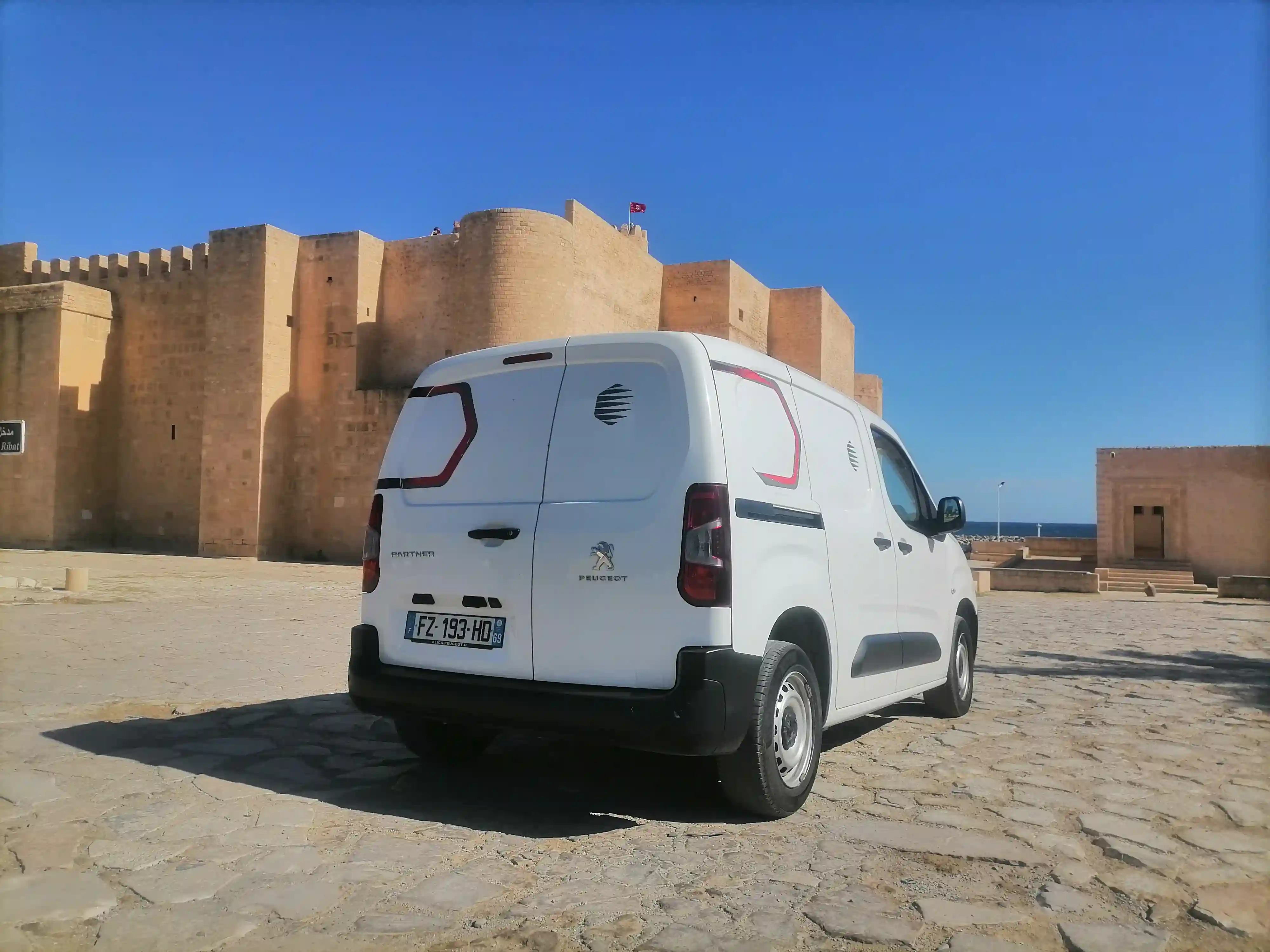 K9 Série 255 à El Kabbara - Vue 3