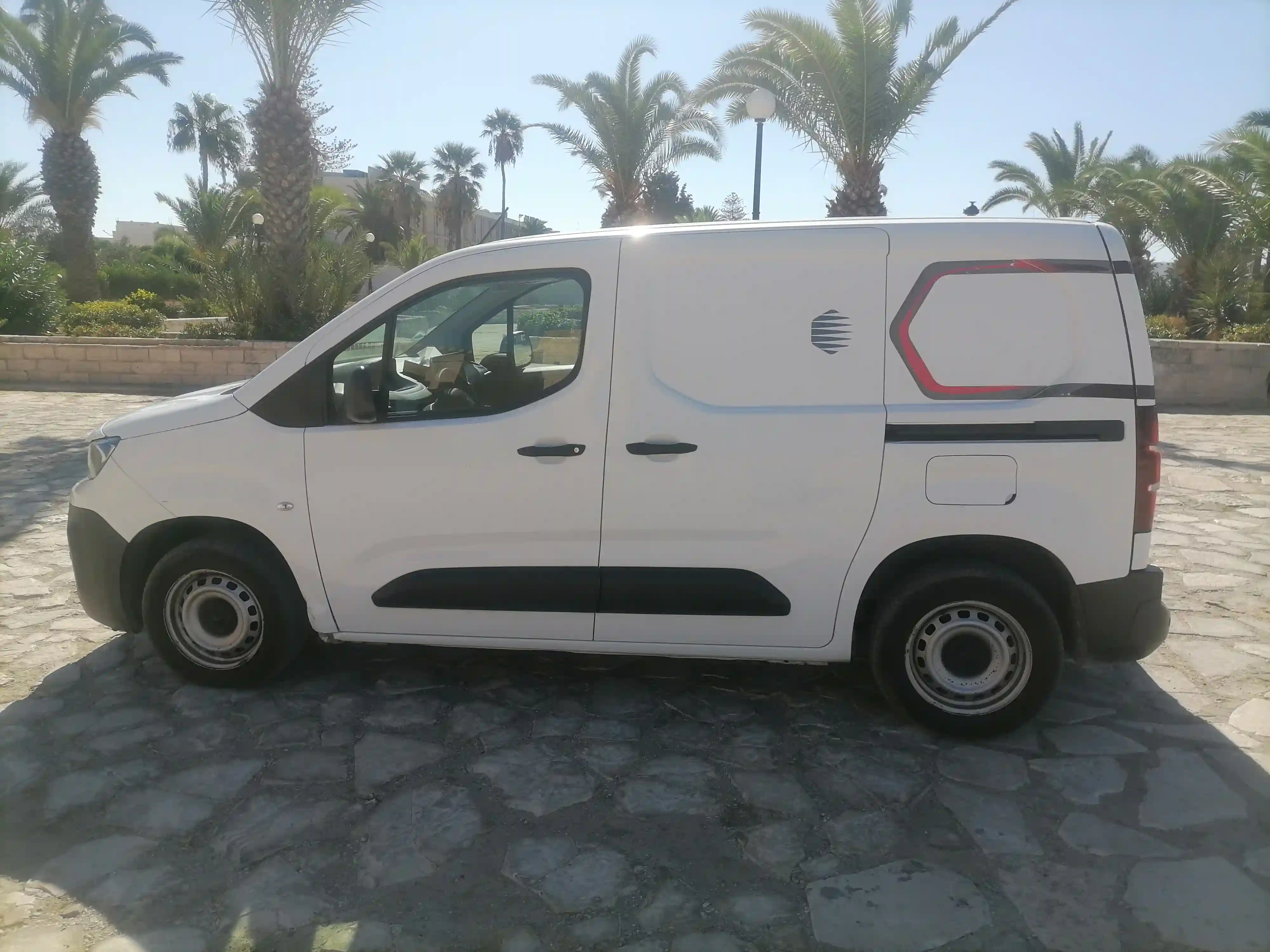 K9 Série 255 à El Kabbara - Vue 4