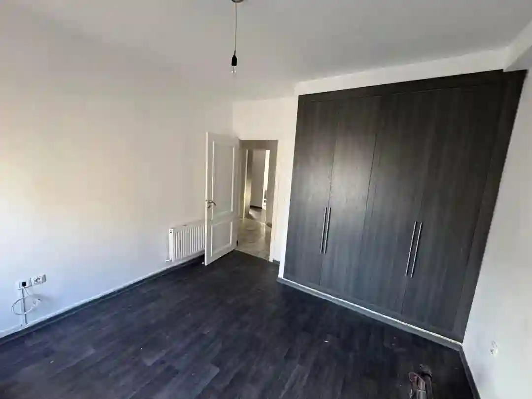 S3 400 md a Ennasr 1 à Cite Ennasr 1 - Vue 4