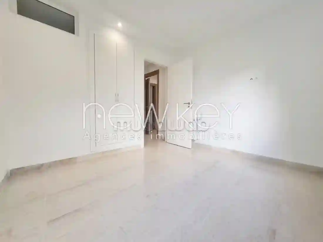 Appartement S1 Avec Jardin à La Soukra - Vue 2