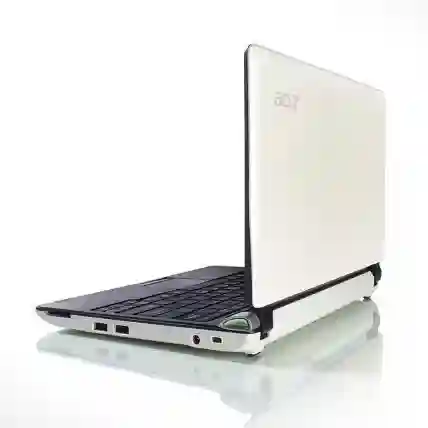 Ordinateur Acer Aspire one D250 ou D270 Blanc - Vue 1