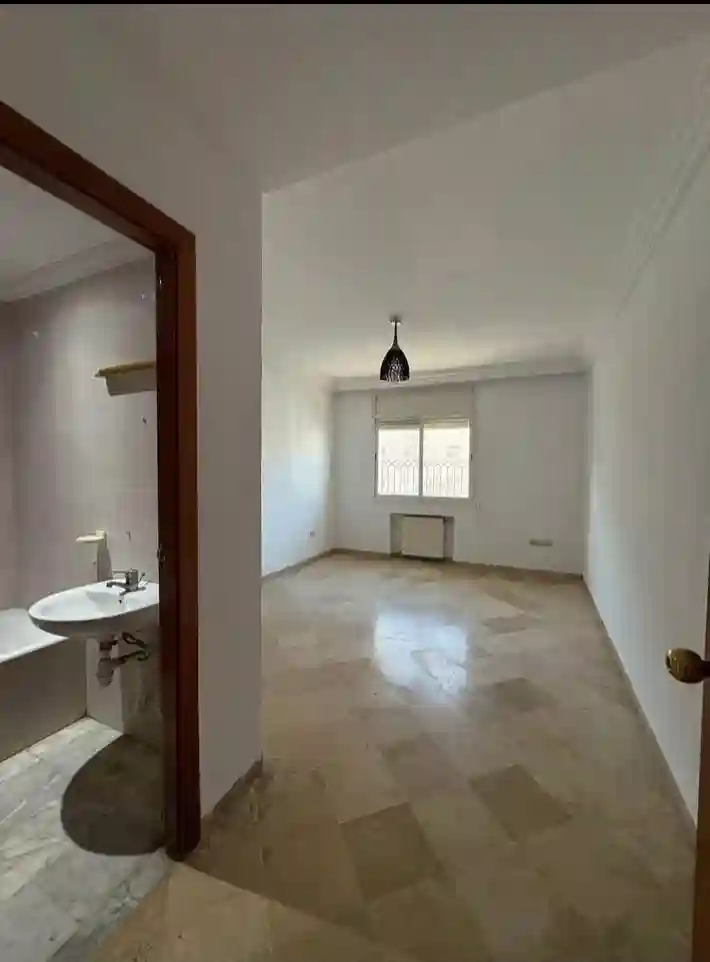 S3 Occasion Unique à Cite Ennasr 2 - Vue 2