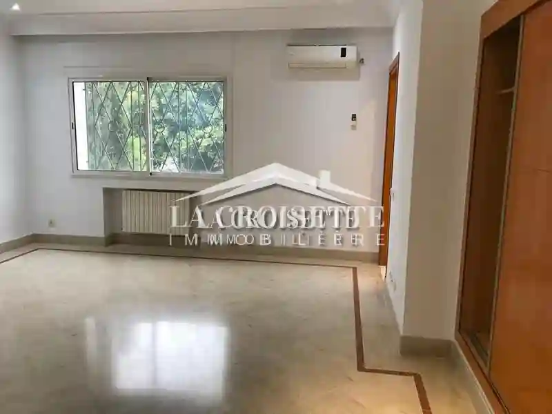 Villa s+5 à ain Zaghouan Nord Pour un Usage Bureautique Mbl0516 - Vue 2