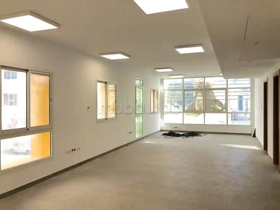 A Louer Immeuble Neuf en R4 de 2370m² à Place Pasteur - Vue 2