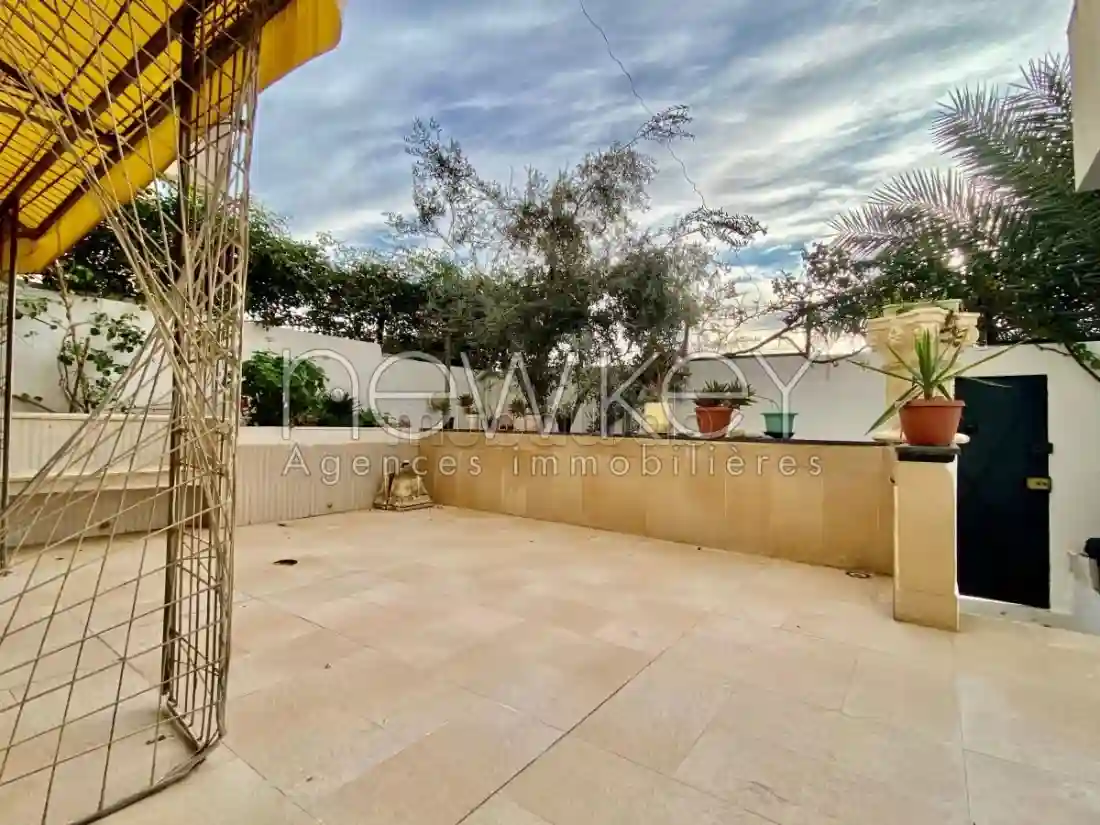 Appartement S3 Avec Jardin à Louer aux Jardins de Carthage - Vue 1