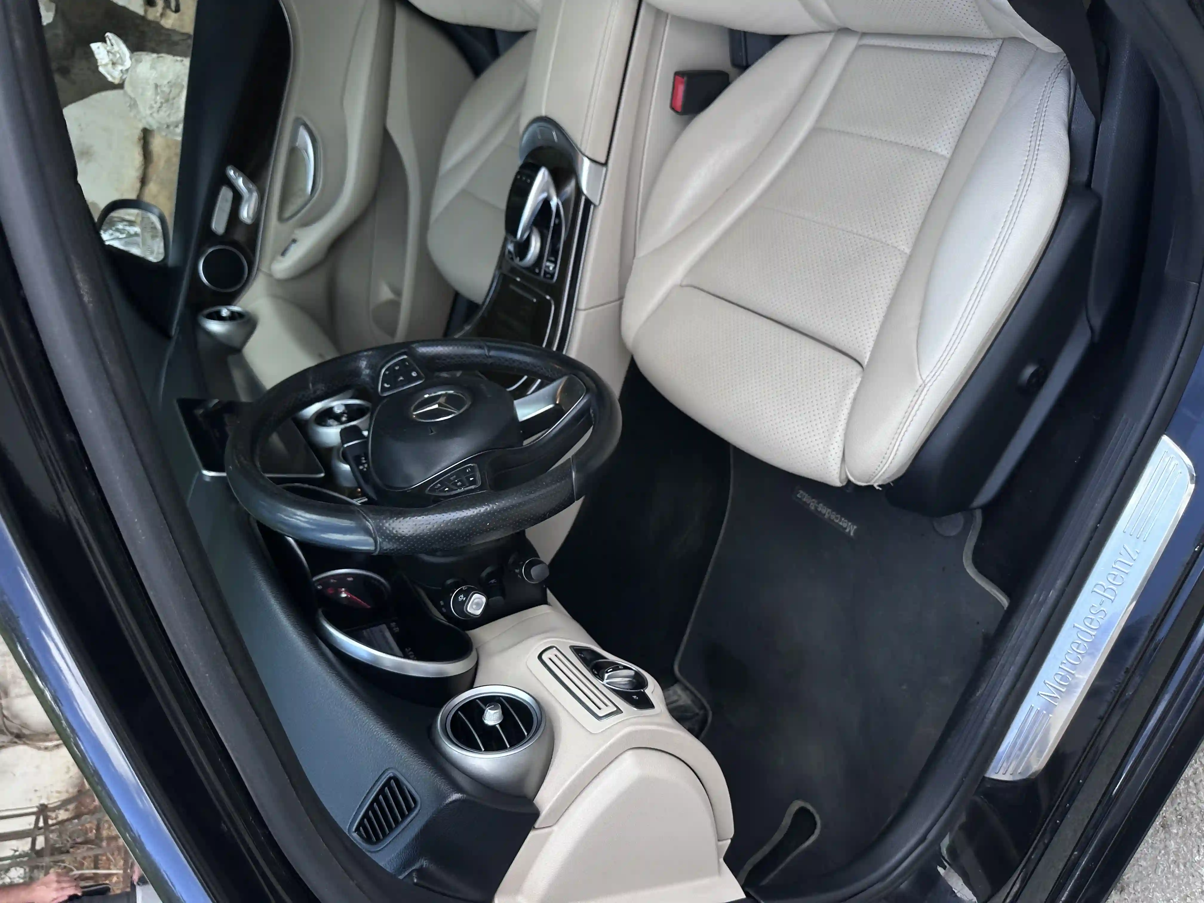 Mercedes Classe C - Vue 2