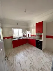 A Vendre Appartement s2 à Baryem Etounssi
