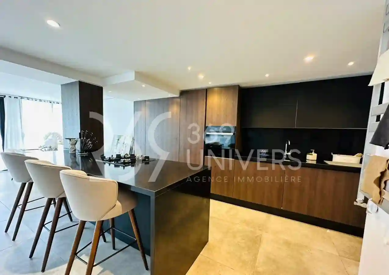 Triplex Avec Piscine à Gammarth ref Sh015 à Gammart - Vue 3