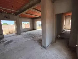 Carcasse Route Bouzayen à Sfax