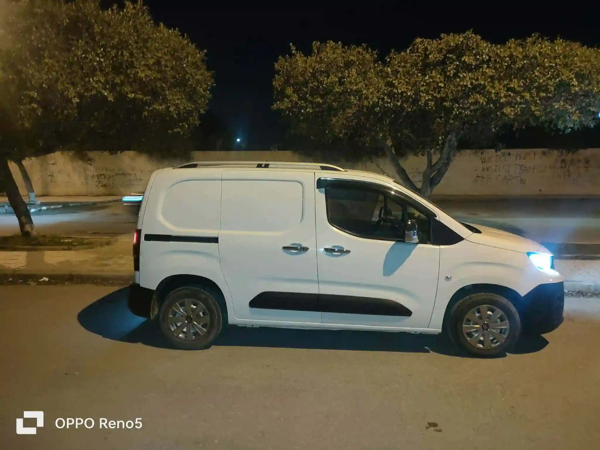 Peugeot Partner - Vue 3