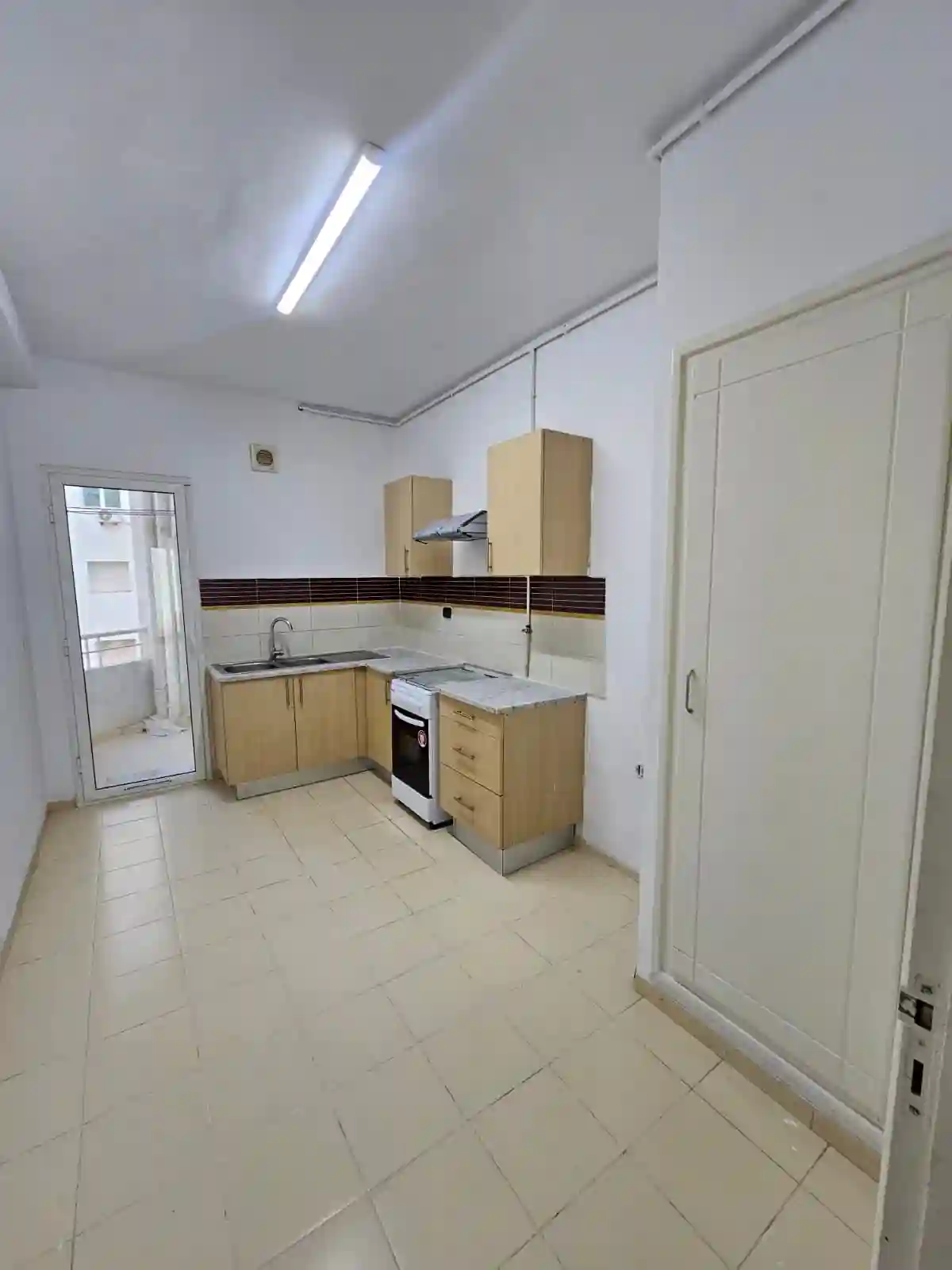 S Plus Deux Bien Ensoleillé à L'aouina à El Aouina - Vue 2