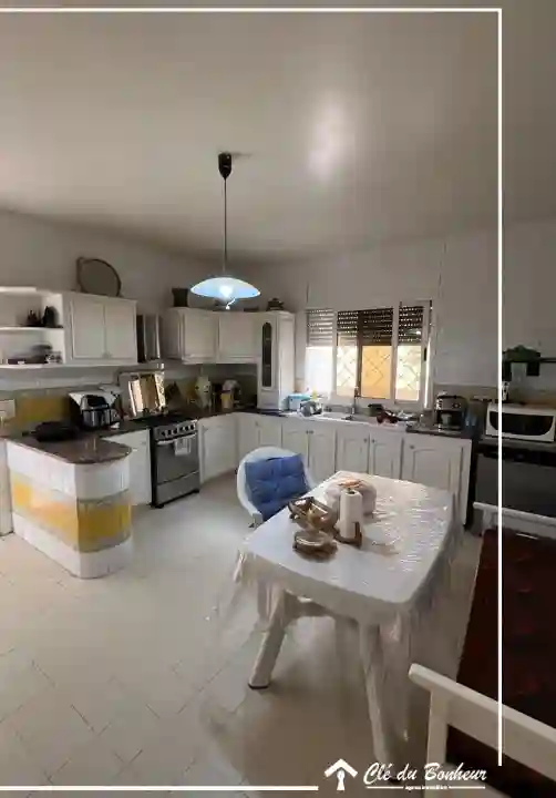 Maison Plain Pied Spacieux à Cite El Ghazala 1 - Vue 2