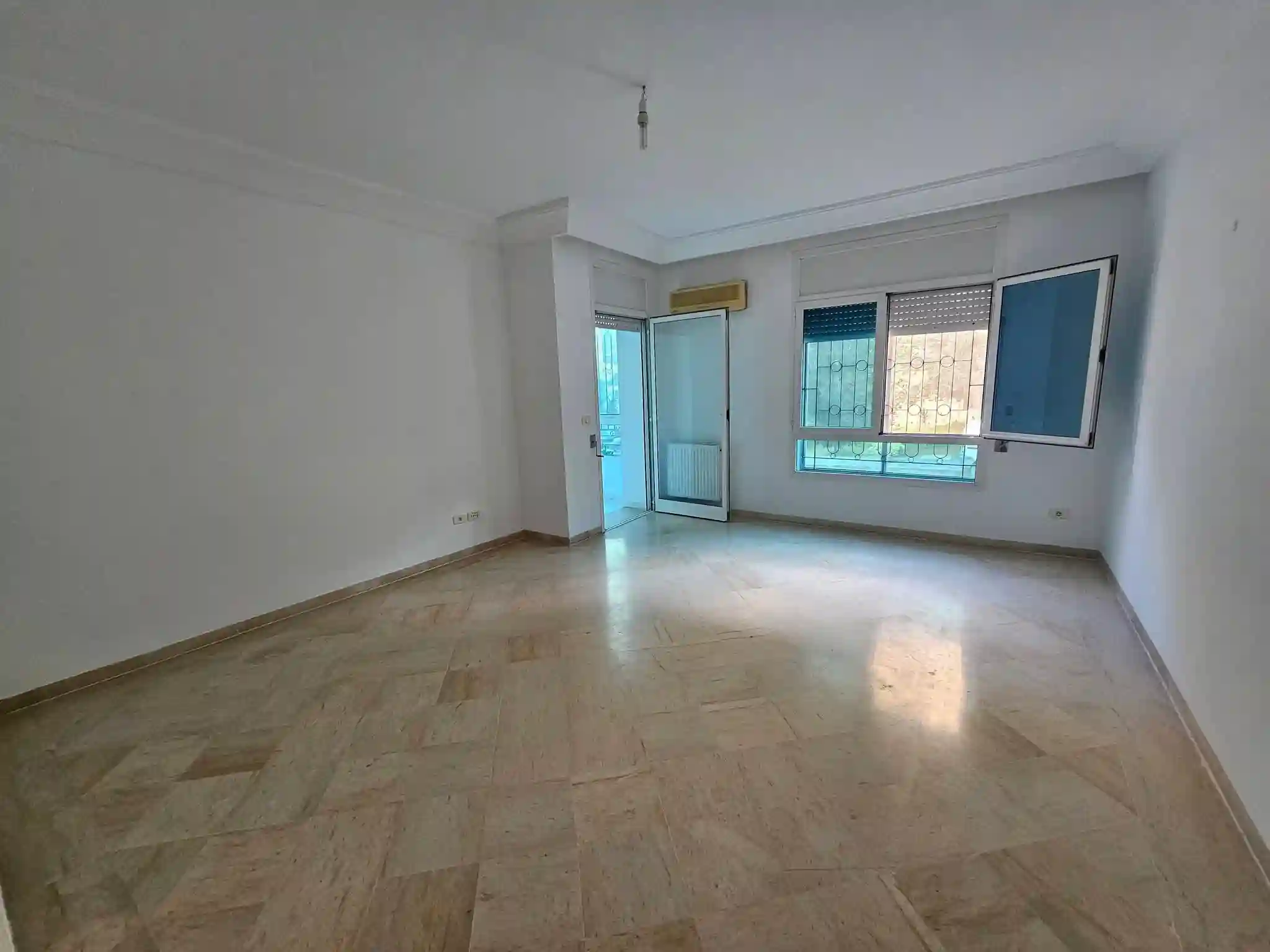 S3 390 md Riadh Andalous à Riadh Landlous - Vue 2