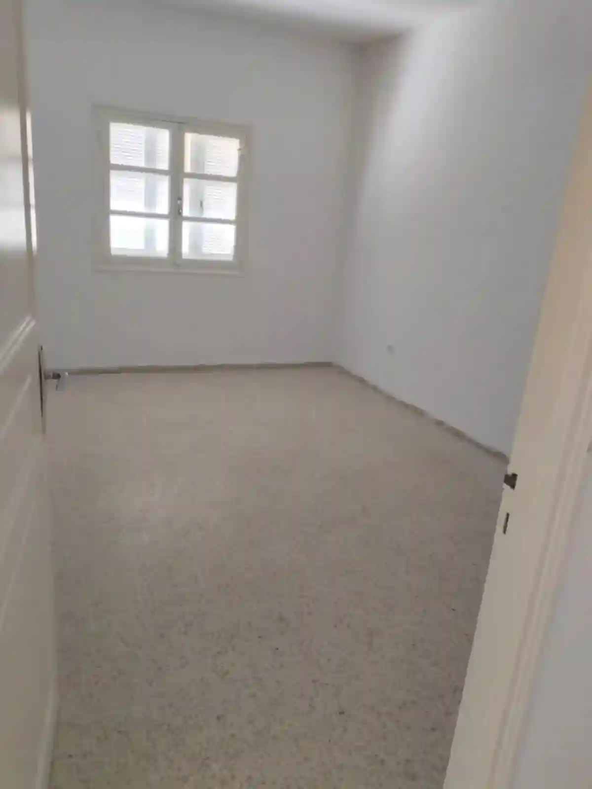 Appartement s Plus 2 à El Mourouj - Vue 1