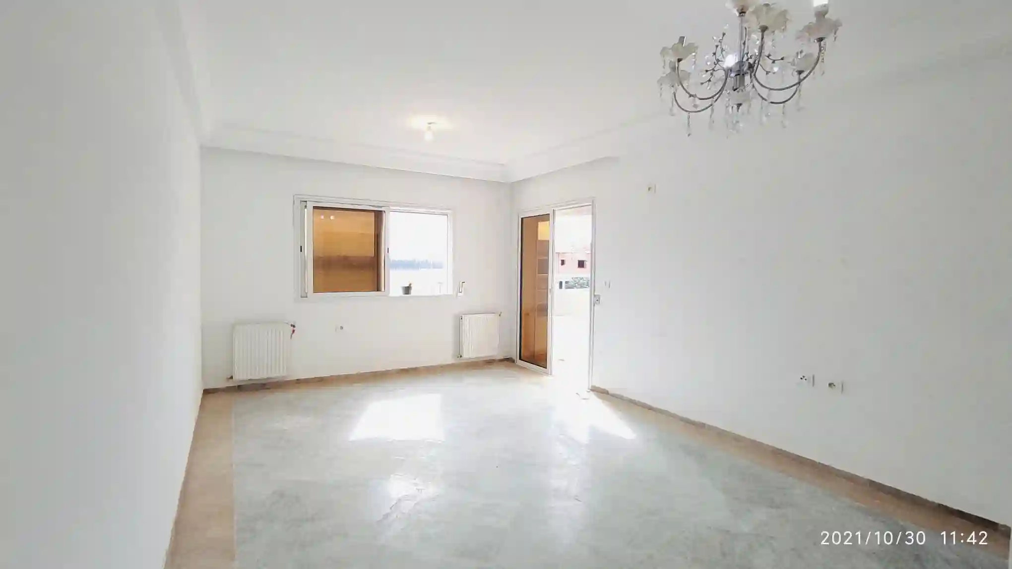 Superbe Appartement Très Lumineux au Mourouj 6 à El Mourouj - Vue 2