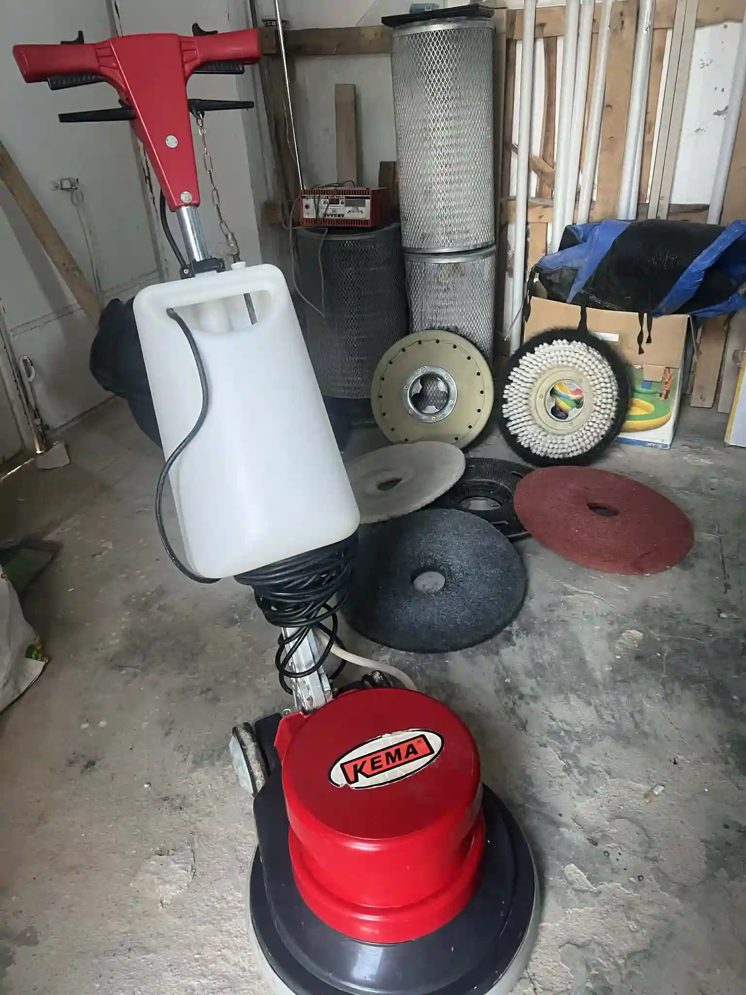 Machine Lave Tapis et Partere à Gafsa Sud - Vue 1