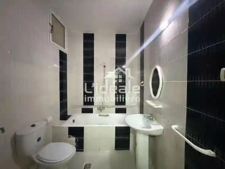 À Louer – Maison au Rezdechaussée s+3 - Vue 12