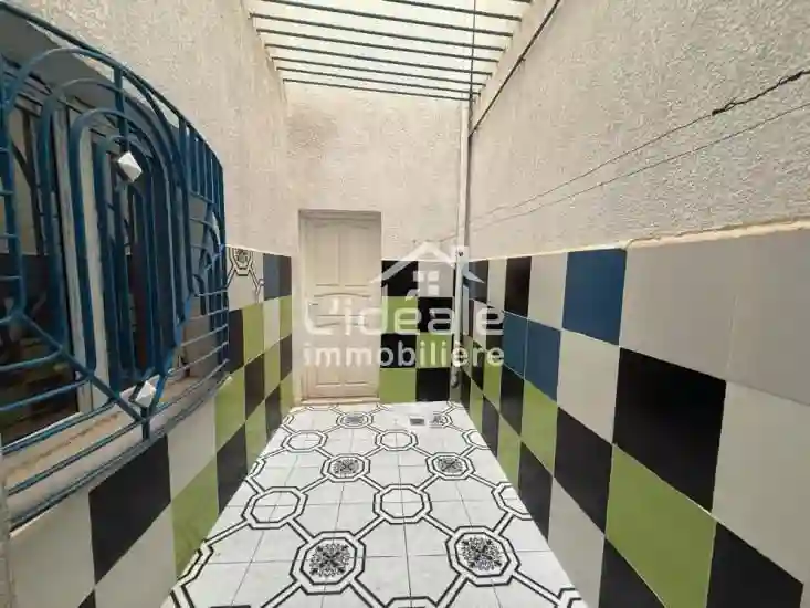 À Louer – Maison au Rezdechaussée s+3 - Vue 16