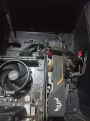 Pc Gaming Très bon État à El Omrane Superieur