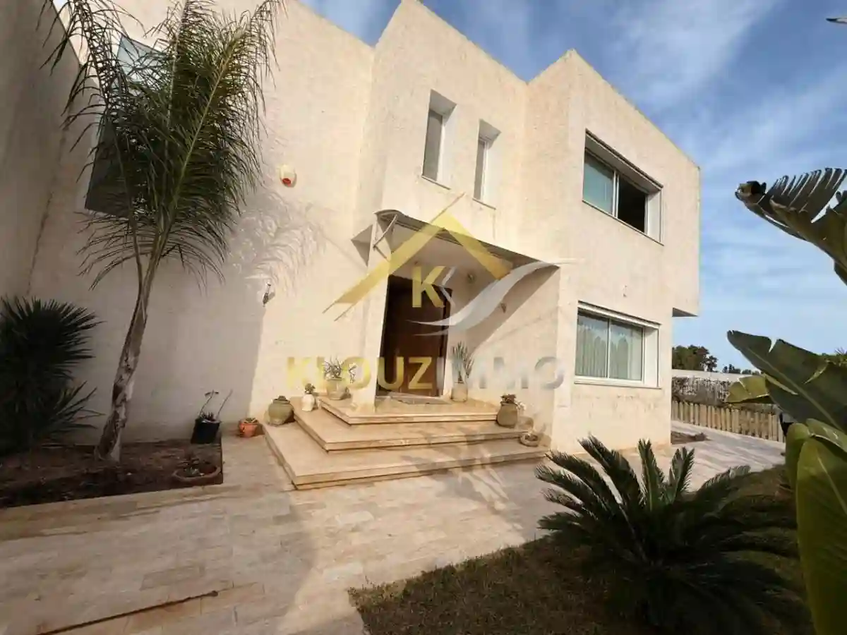 Villa Menzel Jmil a Bizerte à Bizerte - Vue 3