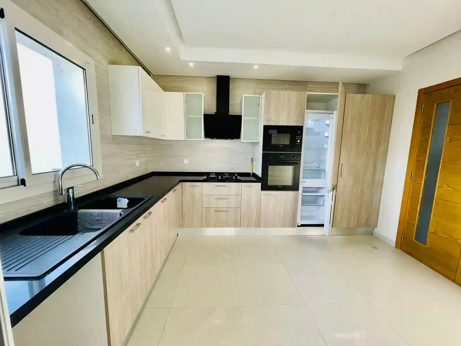 Appartement s3 Lumineux a Menzah 9c à El Menzah 9 - Vue 1