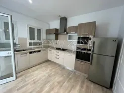 Triplex Avec Piscine à Gammarth à Gammart