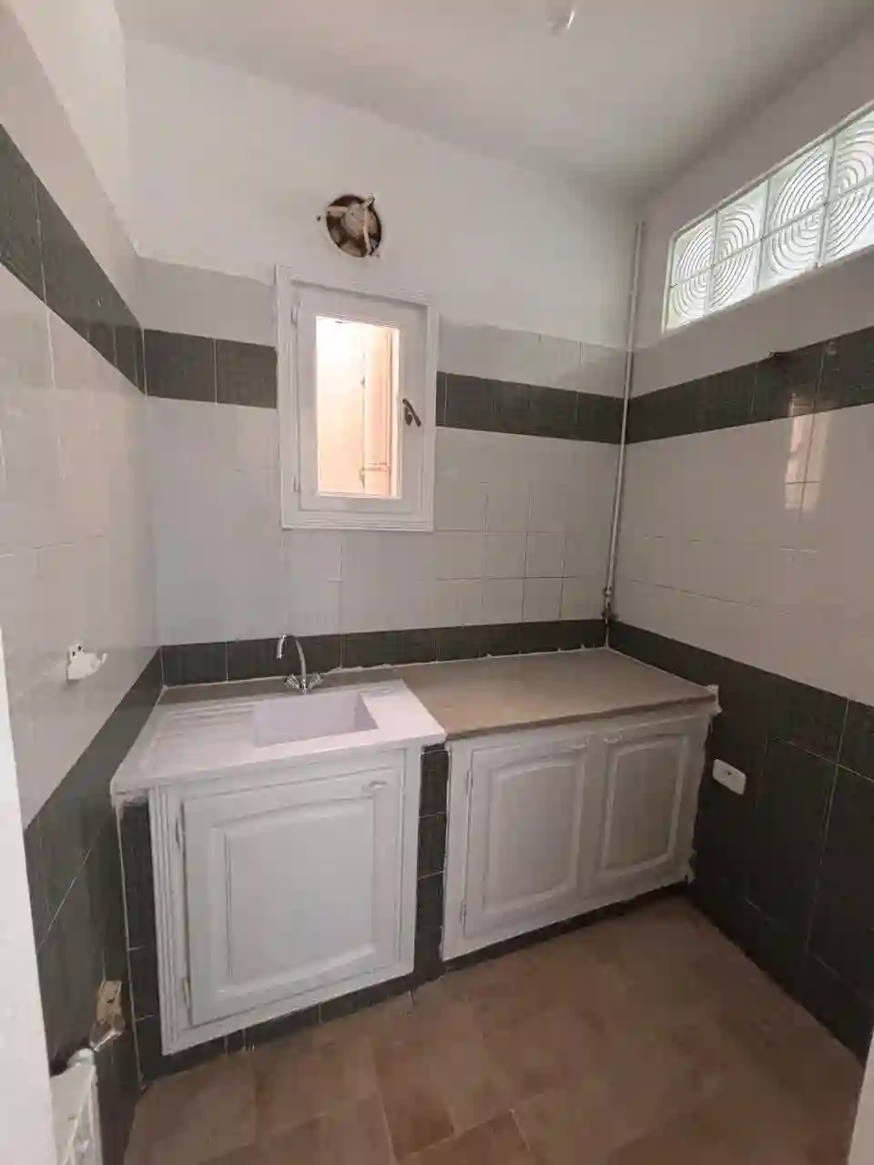 S1 170md Pour Investissement Ennasr 1 à Cite Ennasr 2 - Vue 4