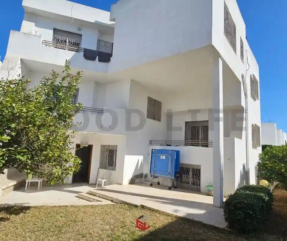 Villa à Menzah 9 à El Menzah 9 - Vue 4