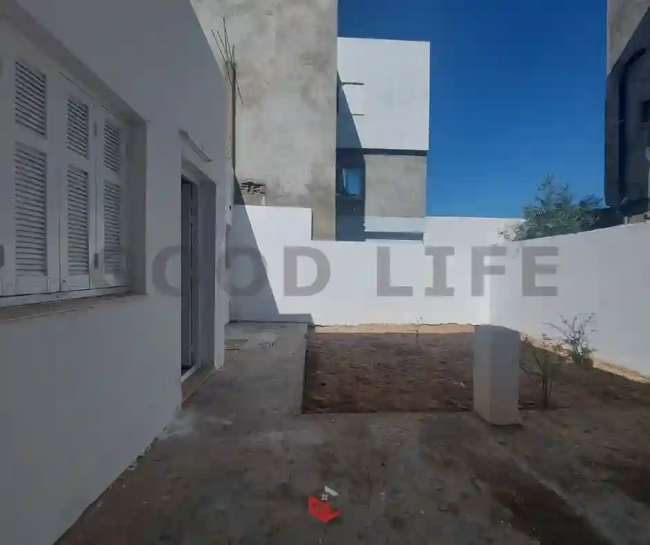 Petite Maisonnette en s1 à Ariana à Cite Ennour Jaafar - Vue 1