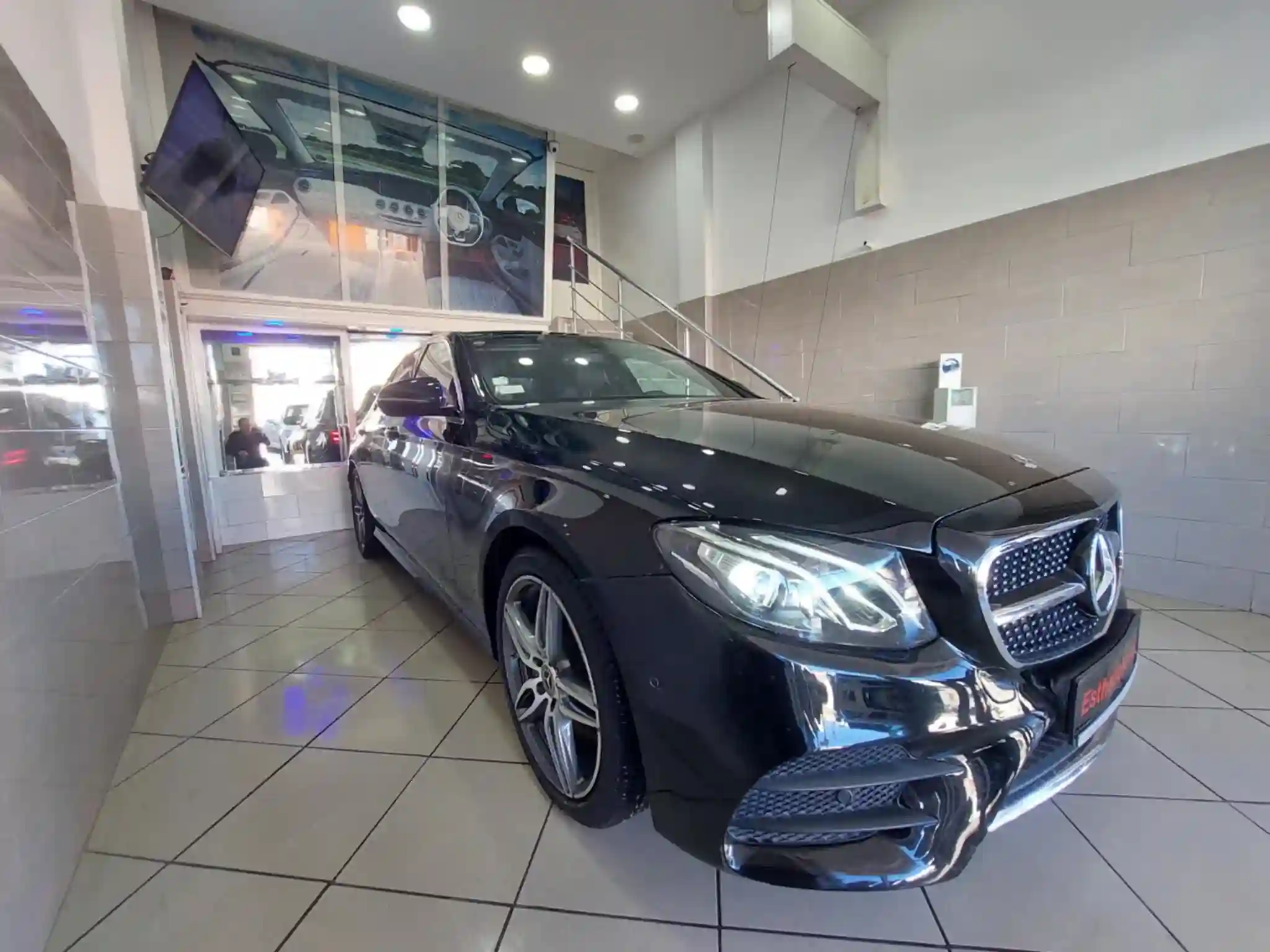 Mercedes-benz E180 - Tel 98479647 - Vue 6