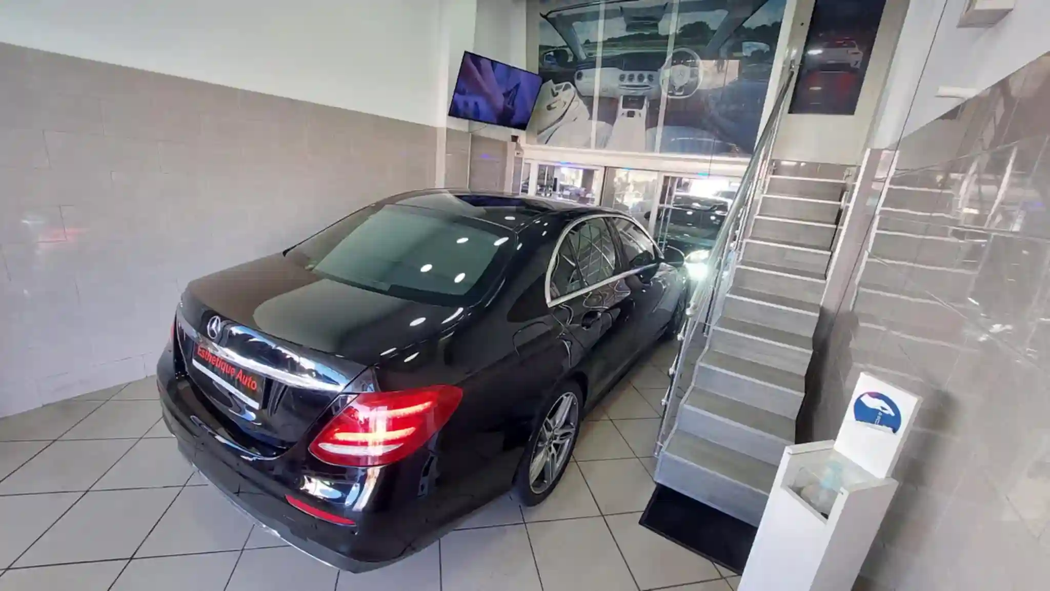 Mercedes-benz E180 - Tel 98479647 - Vue 9