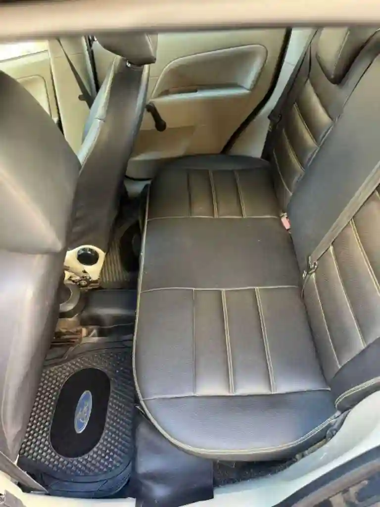 Vente une Voiture - Vue 1