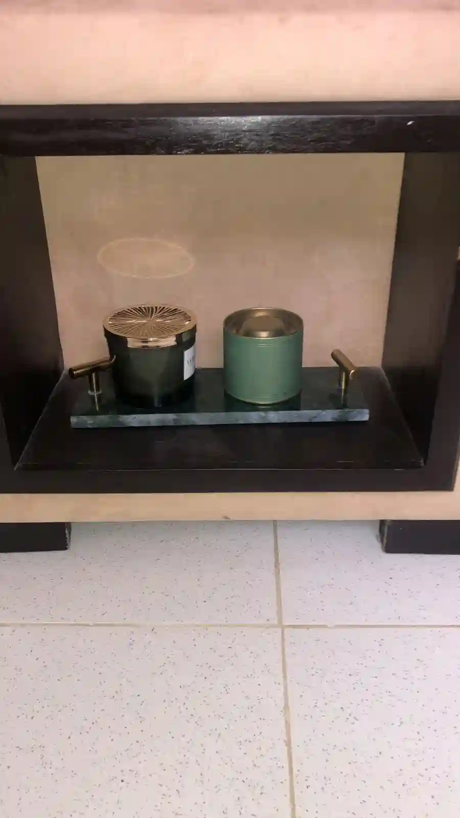 Salon en Très bon État Meubles 5 Étoiles à Bizerte Nord - Vue 3