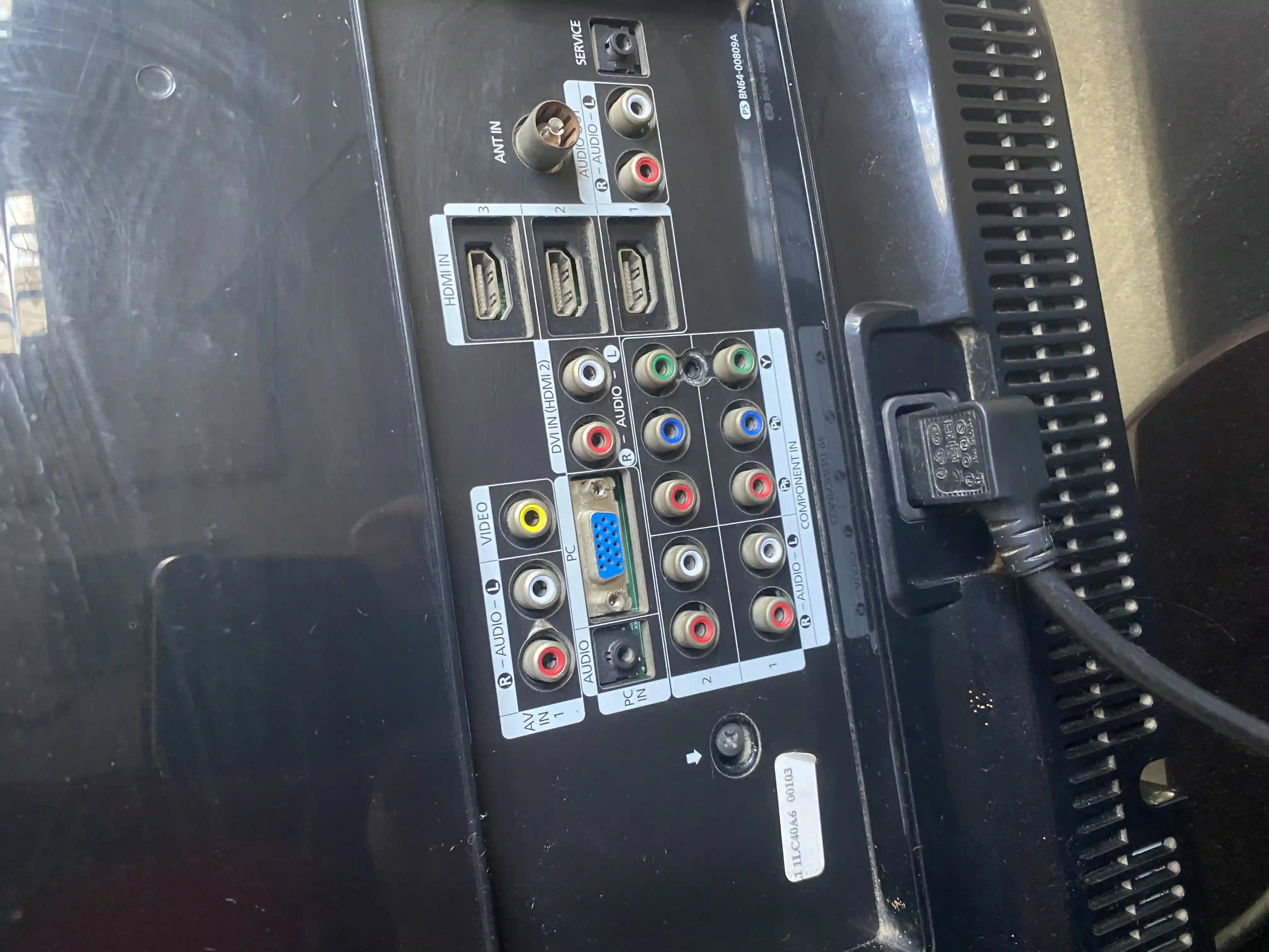 Tv Samsung à Raoued - Vue 3