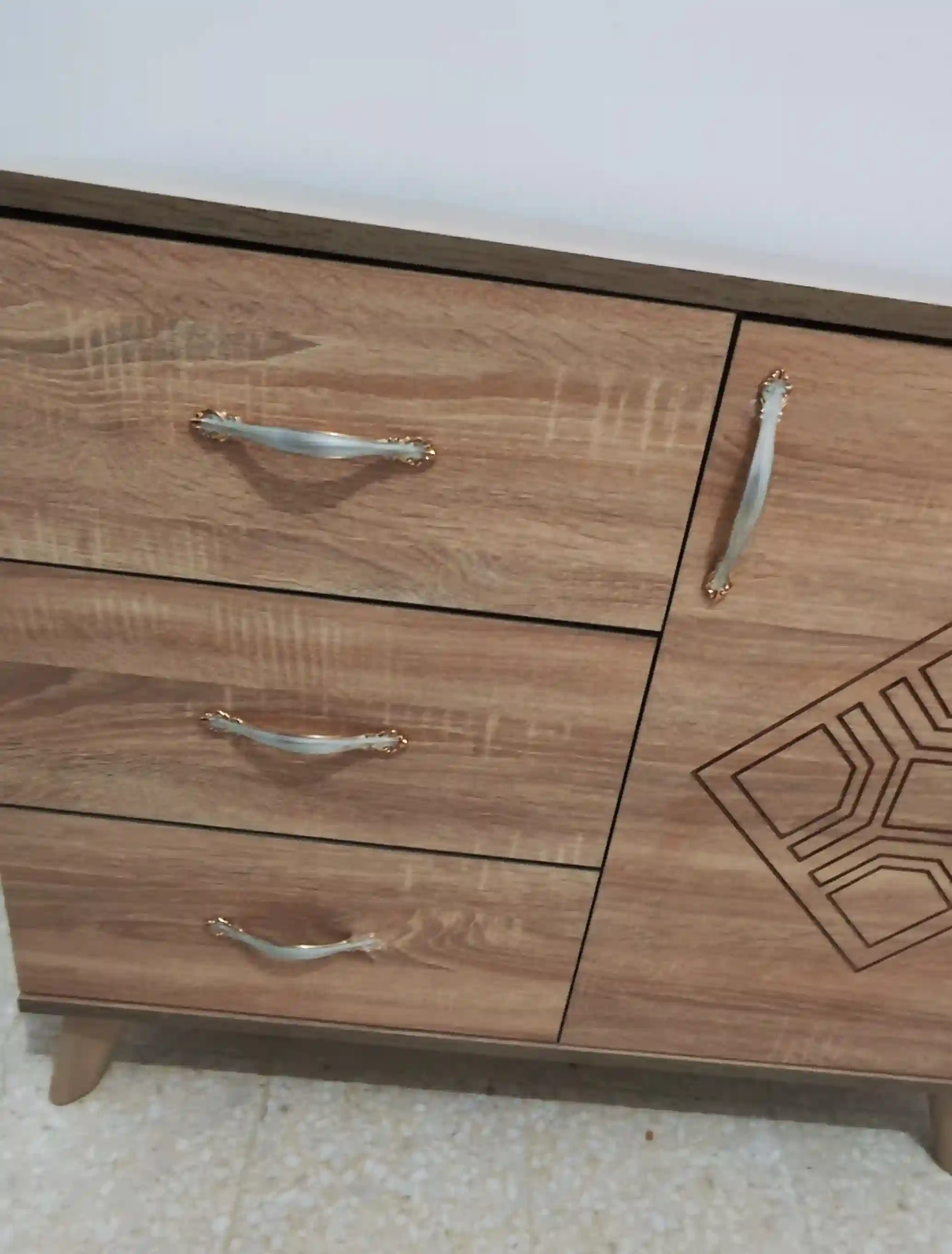 Chambre Presque Neuve et Complète - Vue 1